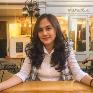 Pesona Visa Rizkyka, Seleb Tiktok Kembaran Pevita Pearce