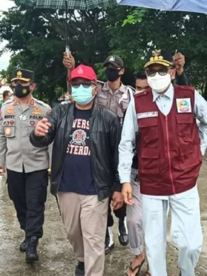 Kantor Gubernur Sulbar Ambruk Diguncang Gempa Majene