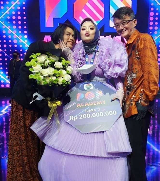 Punya Kakak Seleb, Pesona Agnes Cefira Runner Up Pop Academy