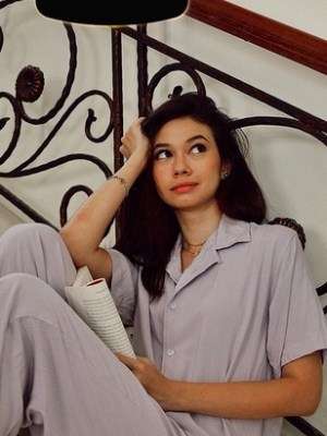 Deretan Artis Cantik Pernah Dipelukan Stefan William
