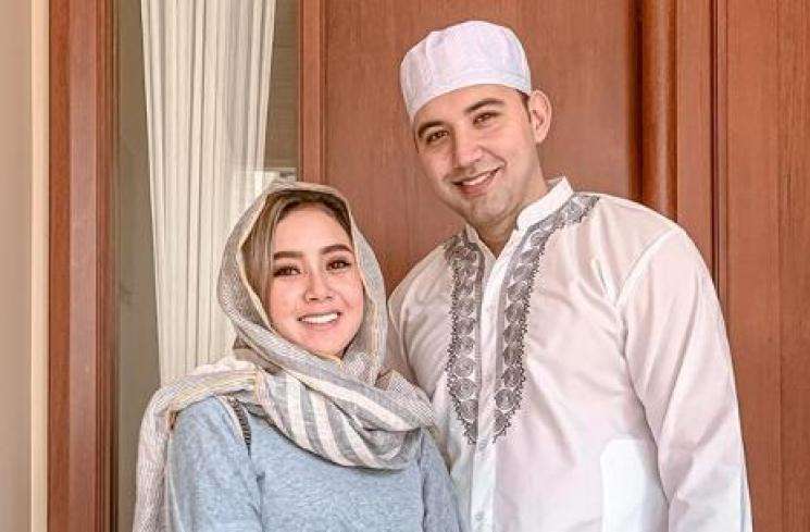 Deretan Pedangdut Gagal Nikah, Terbaru Ayu Ting Ting