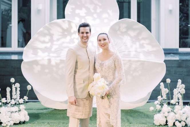 5 Artis yang Mantap Pindah Agama 