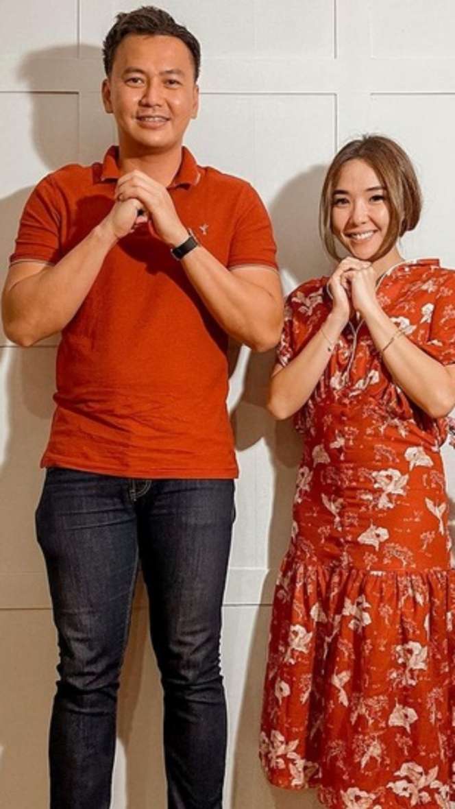 Dua Pria Setia Temani Artis saat Tersandung Kasus Asusila