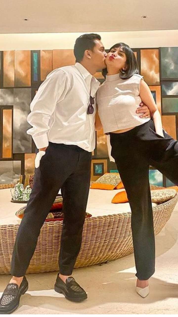 Dua Pria Setia Temani Artis saat Tersandung Kasus Asusila