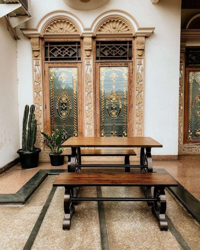 FOTO: Rumah Mewah Rp32 Miliar Muzdalifah Jadi Warung Makan