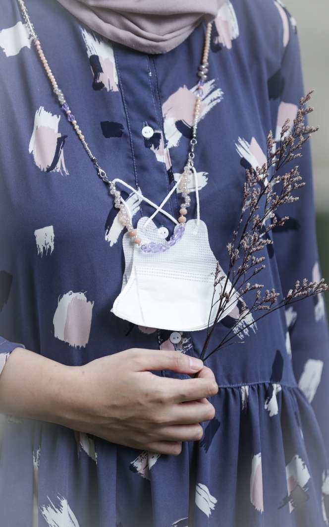 Trik dan Tips Cara Membuat Strap Mask dengan Budget Minim