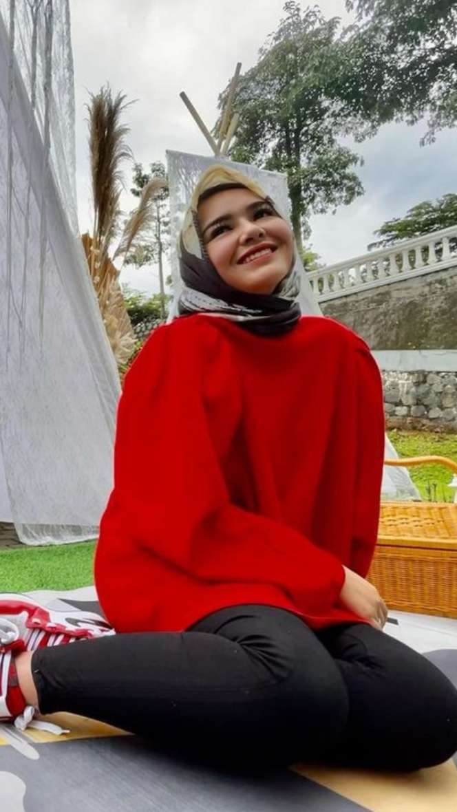 Cantiknya Amanda Manopo Berkerudung, Didoakan Dapat Hidayah