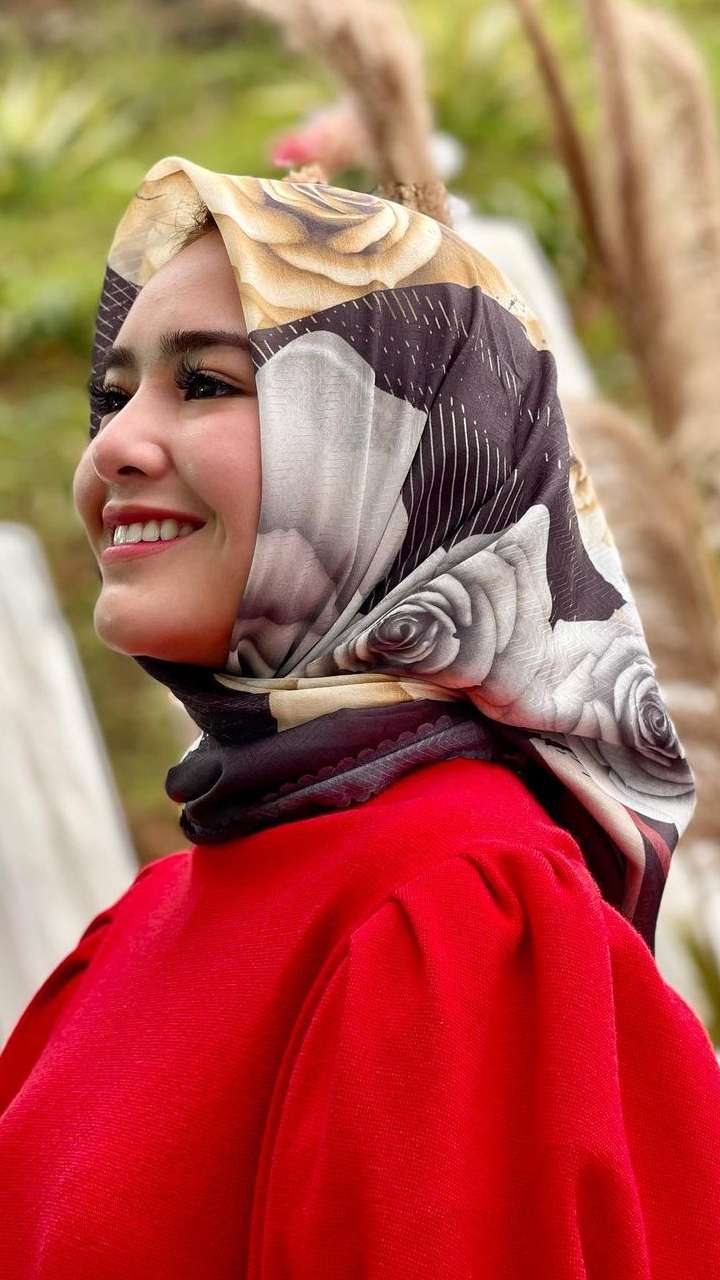 Cantiknya Amanda Manopo Berkerudung, Didoakan Dapat Hidayah