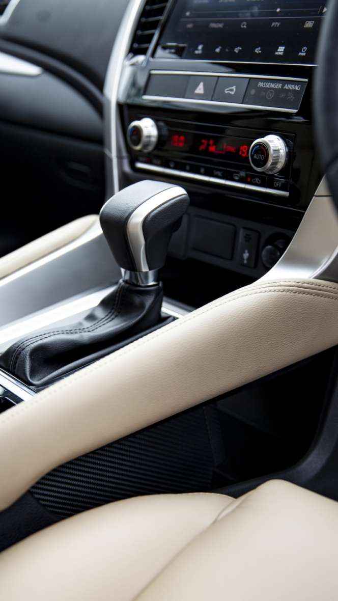FOTO: Bedah Daleman Pajero Sport Terbaru 