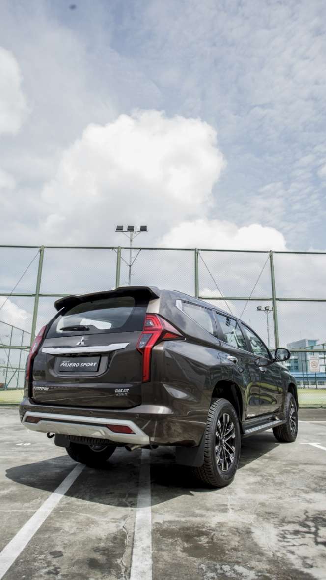 Gaharnya Tongkrongan New Pajero Sport 