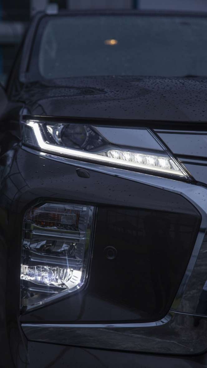 Gaharnya Tongkrongan New Pajero Sport 