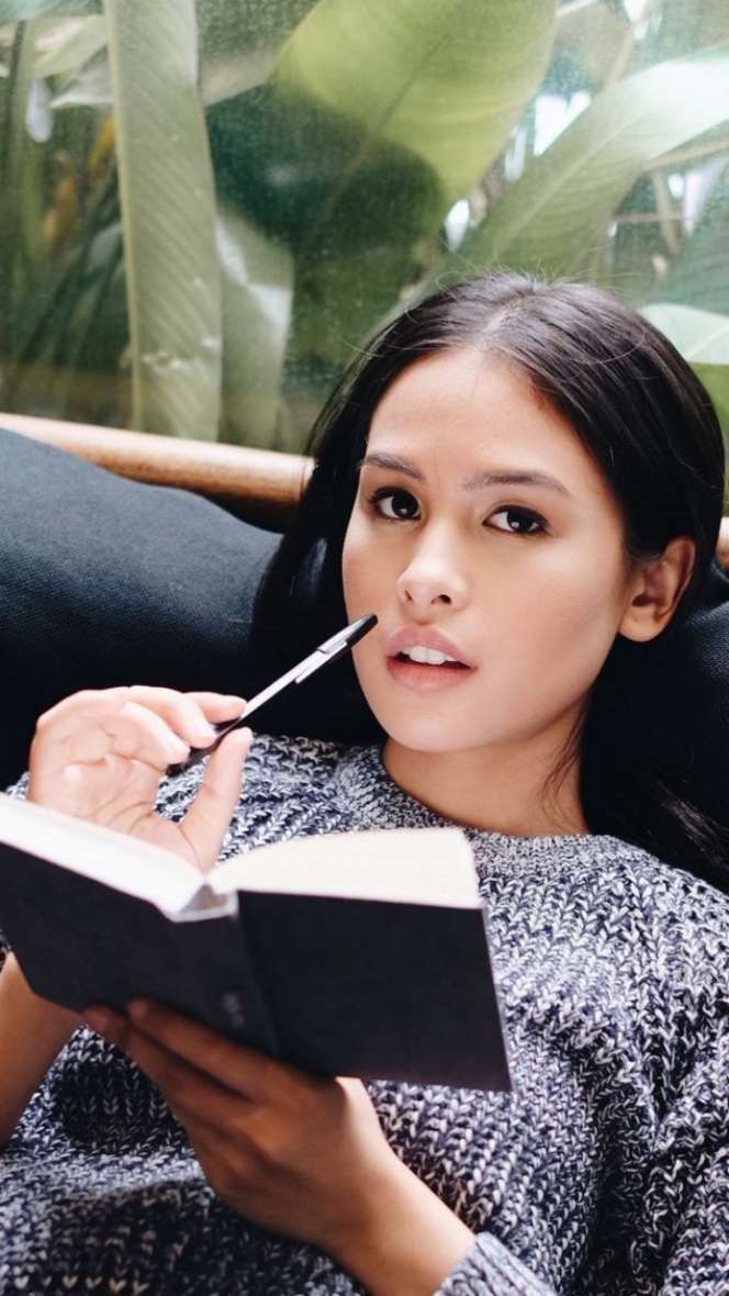 Deretan Seleb Cantik Jebolan Kampus Luar Negeri