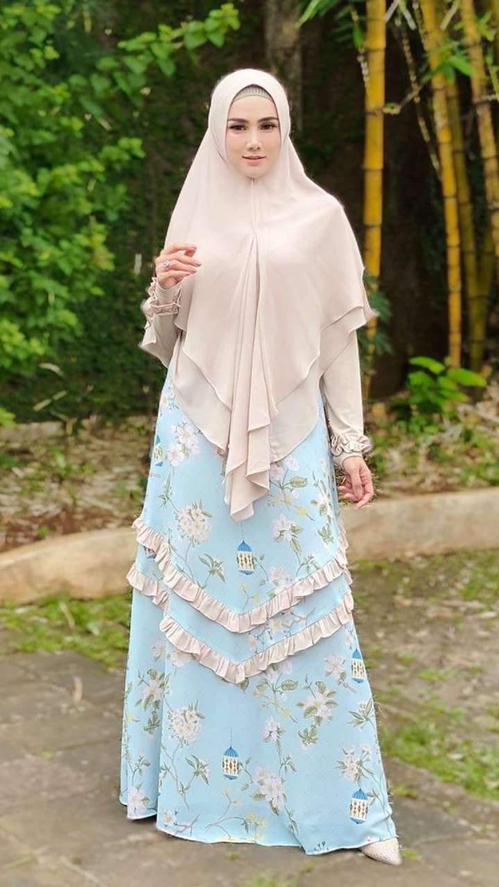 Pernah Dapat Citra Artis Seksi, 4 Artis Ini Sekarang Berhijab