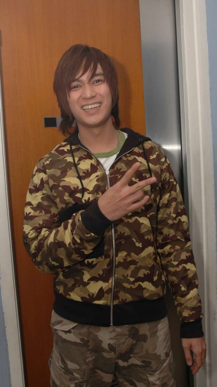 5 Potret Lawas Selebriti Pria Tajir di Awal Karir