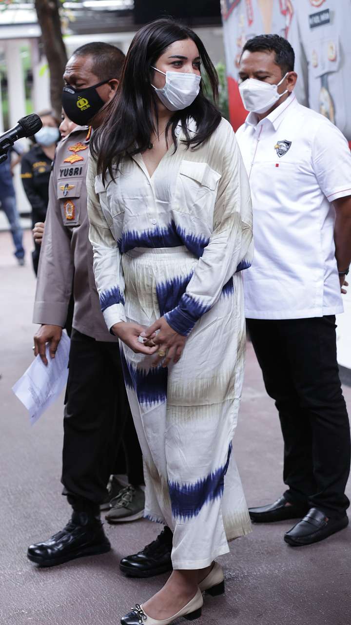 FOTO: Depresi Alasan Millen Cyrus Konsumsi Benzo
