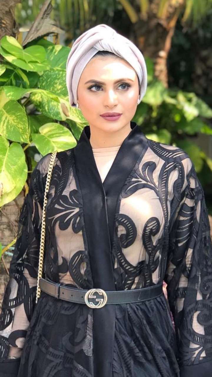 Pernah Menanggalkan Hijab, 5 Artis Cantik Ini Berhijab Lagi