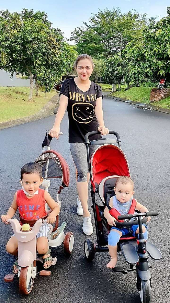 Manglingin 5 Potret Terbaru Vicky Shu usai Diet, Susut 25 Kg