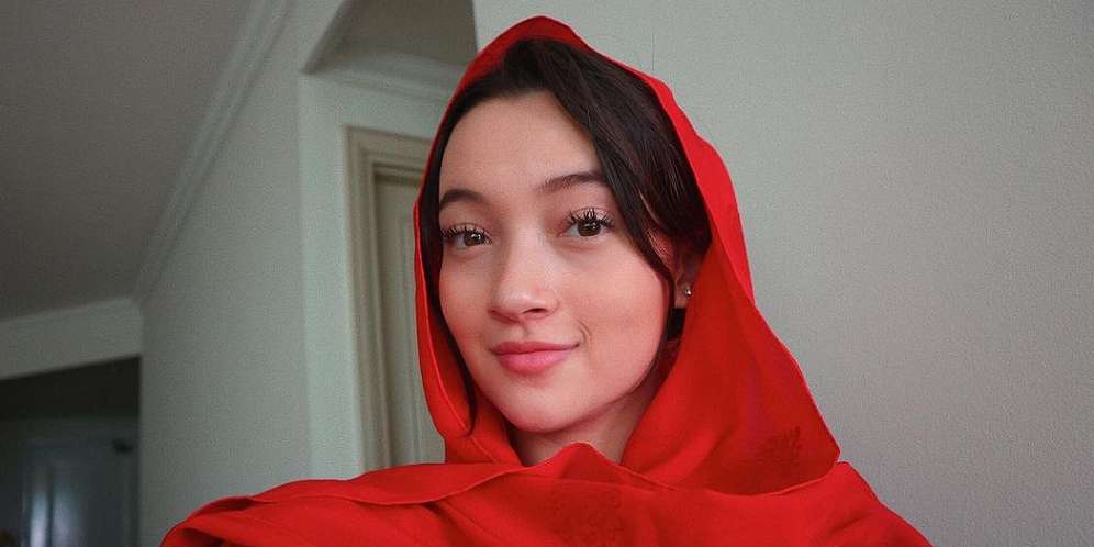 Potret Megan Domani Tampil Botak Plontos 