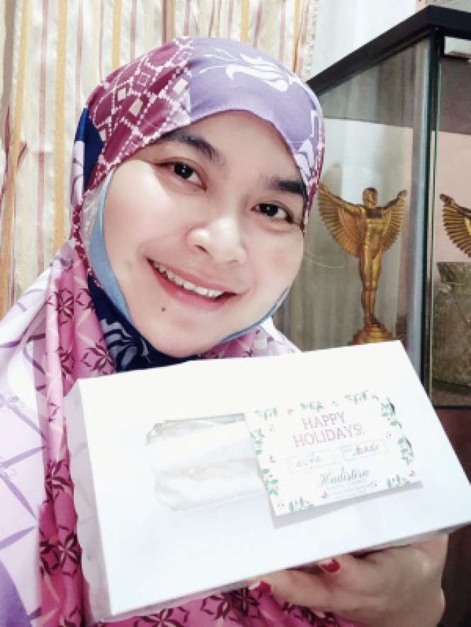 5 Potret Terbaru Ulfa Dwiyanti Usai Vakum dari Dunia Hiburan