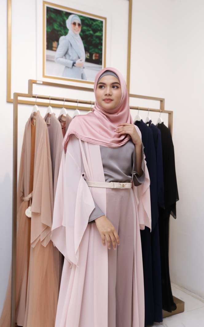 Ikatan Pita, Ciri Khas Brand Fe.z Milik Fenita Arie 