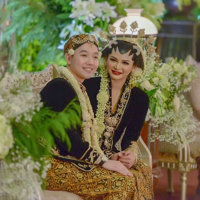 Kartika Sary, Adik Yuni Shara dan KD yang Jarang Terekspos 