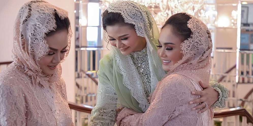 Kartika Sary, Adik Yuni Shara dan KD yang Jarang Terekspos 
