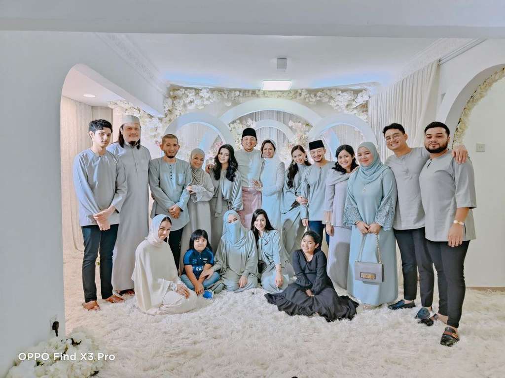 Potret Pernikahan Kali Ketiga Engku Emran