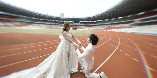 Stadion GBK Jadi Saksi Cinta Atta Halilintar dan Aurel