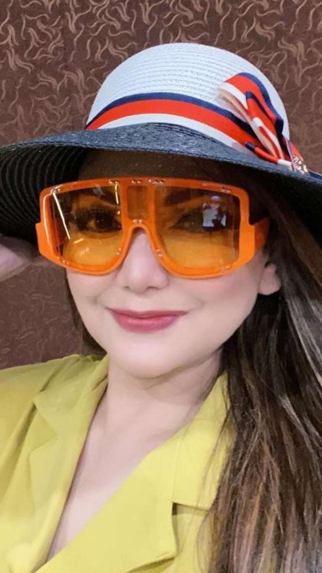 Ditinggal Nikah Mantan Suami, 5 Artis Ini Pilih Menjanda