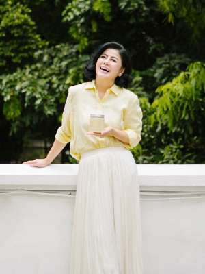 5 Pesona Ibu Bams, Desiree Tarigan yang Awet Muda dan Cantik