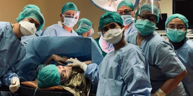 Momen Haru Zaskia Sungkar Melahirkan Anak Pertama
