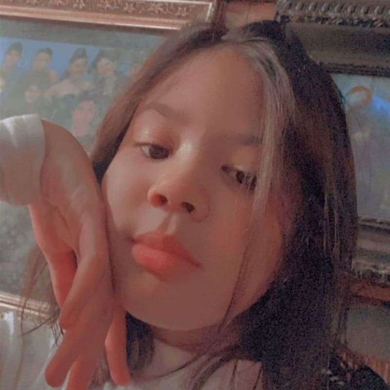 5 Potret Gaya Modis Safeea Putri Ahmad Dhani 