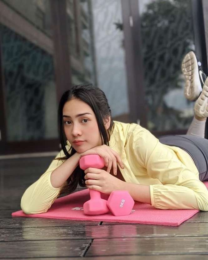 Minim Makeup, Anya Geraldine Malah Bikin Keringetan