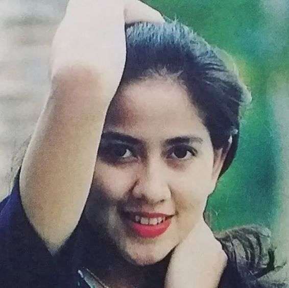 9 Potret Masa Muda Ibu Seleb, Mama Raffi Ahmad Primadona Abis!