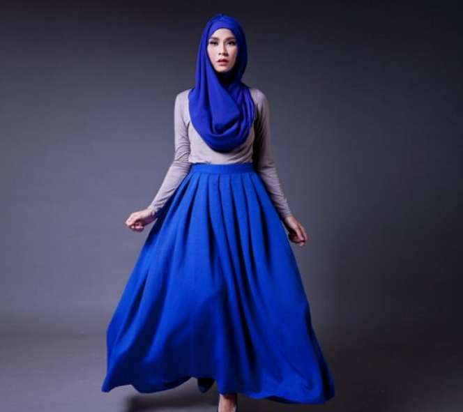 7 Gaya Hijab Zaskia Mecca Saat Photoshoot, Jadi Tren Baru