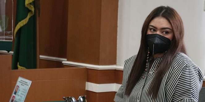Permintaan Thalita Latief ke Dennis Lyla di Sidang Cerai  
