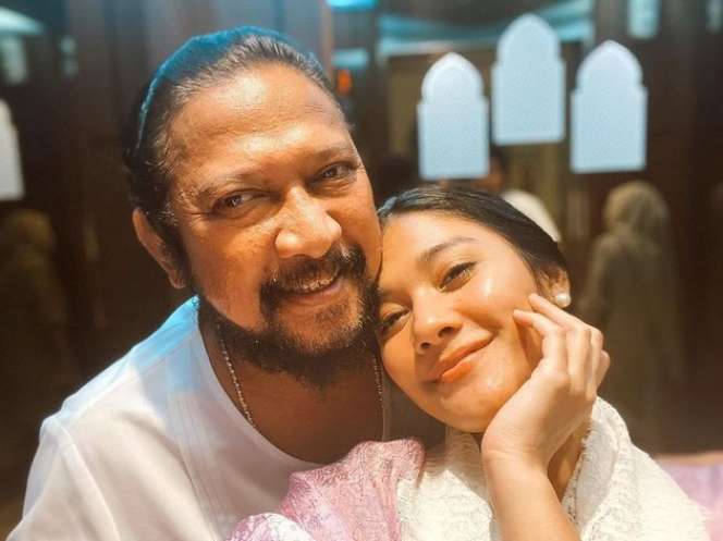 Diisukan Mualaf, 5 Penampilan Naysilla Mirdad Saat Ramadan 