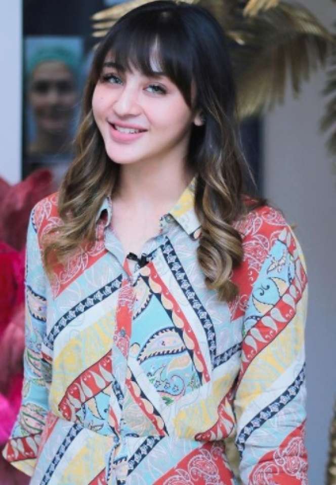 Tetap Semangat, 6 Seleb Ini Jalani Puasa Saat Hamil