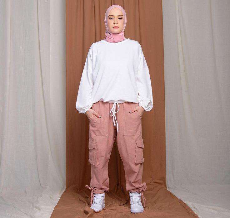 6 Gaya Pemotretan Putri Anne, Posenya Curi Perhatian Netizen!