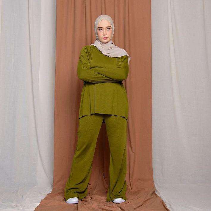 6 Gaya Pemotretan Putri Anne, Posenya Curi Perhatian Netizen!