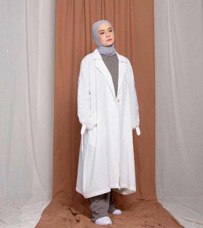 6 Gaya Pemotretan Putri Anne, Posenya Curi Perhatian Netizen!