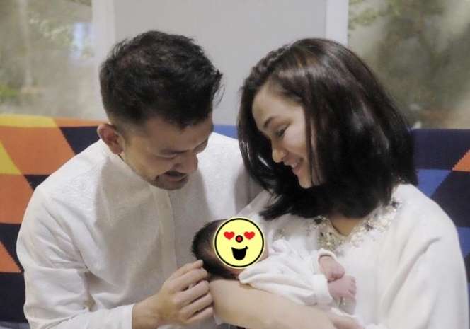 8 Selebriti yang Melahirkan di Momen Ramadan