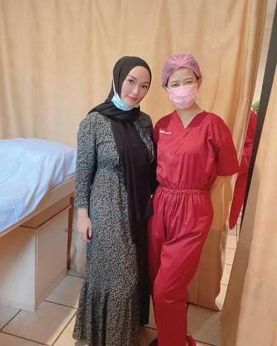 BB Turun 7 Kg, 8 Potret Terbaru Zaskia Gotik Usai Melahirkan
