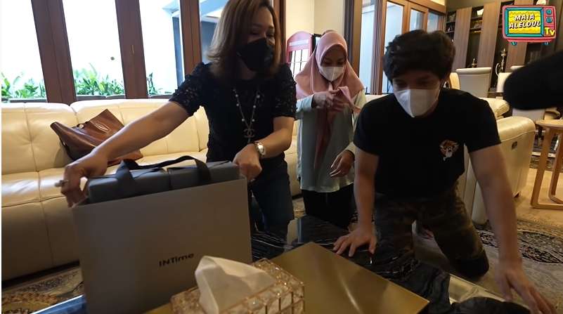 7 Potret Kado Nikah Atta-Aurel dari Maia Estianty, Rp160 Juta!