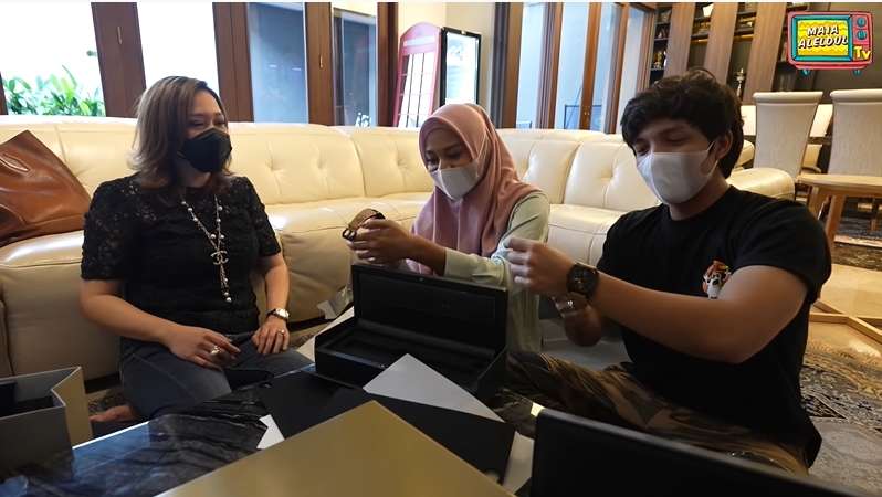 7 Potret Kado Nikah Atta-Aurel dari Maia Estianty, Rp160 Juta!
