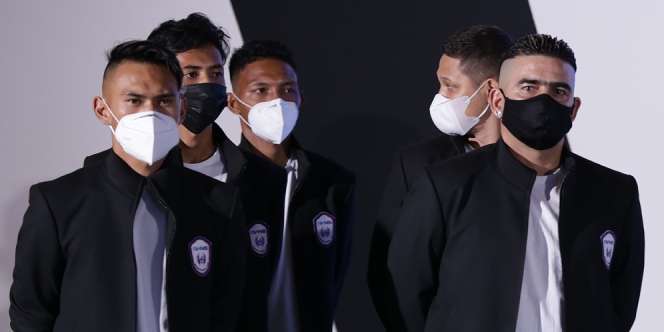 Raffi Ahmad Kenalkan Pemain Rans Cilegon, Ada Syamsir Alam