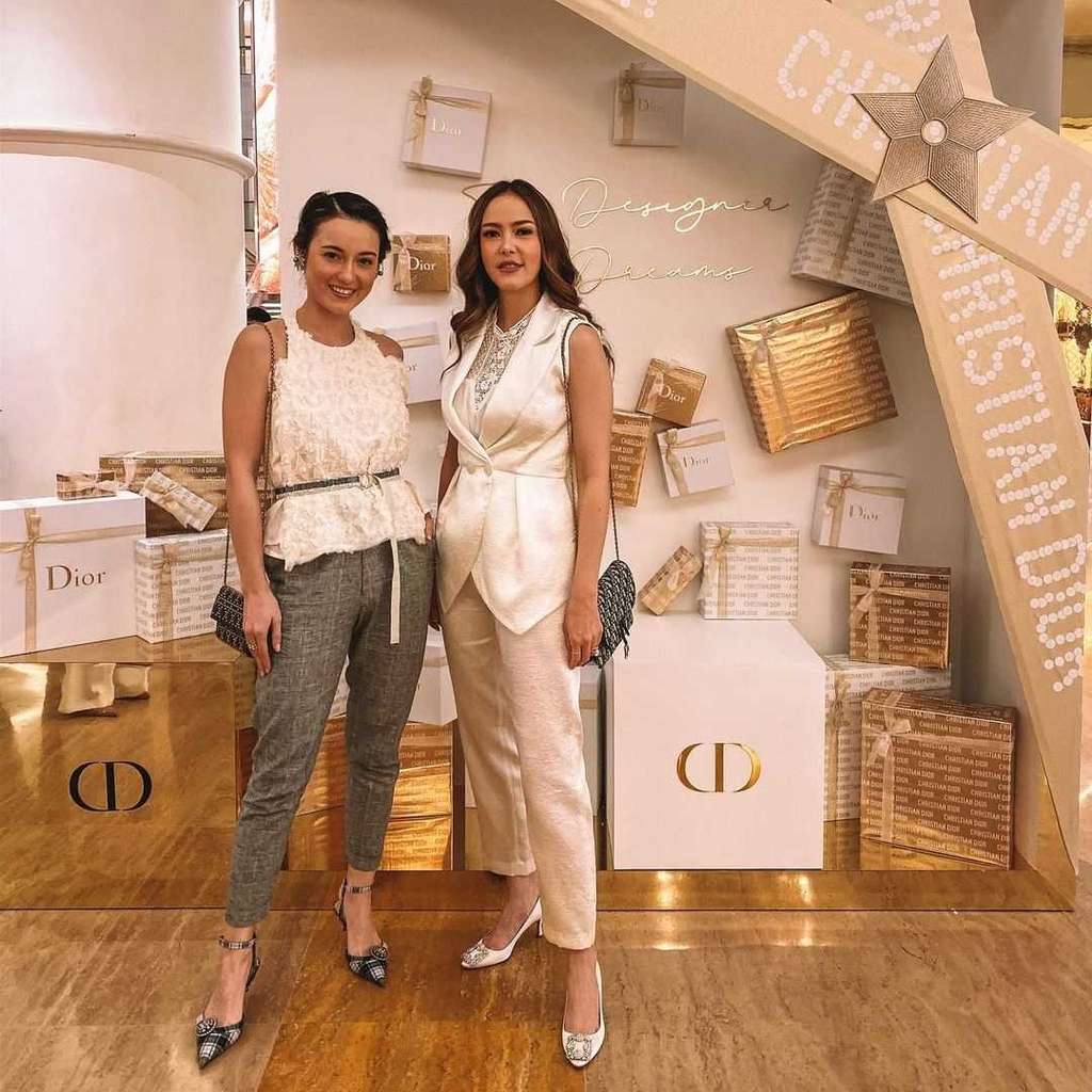 5 Potret OOTD Seleb Kakak Beradik, Kompak Banget!