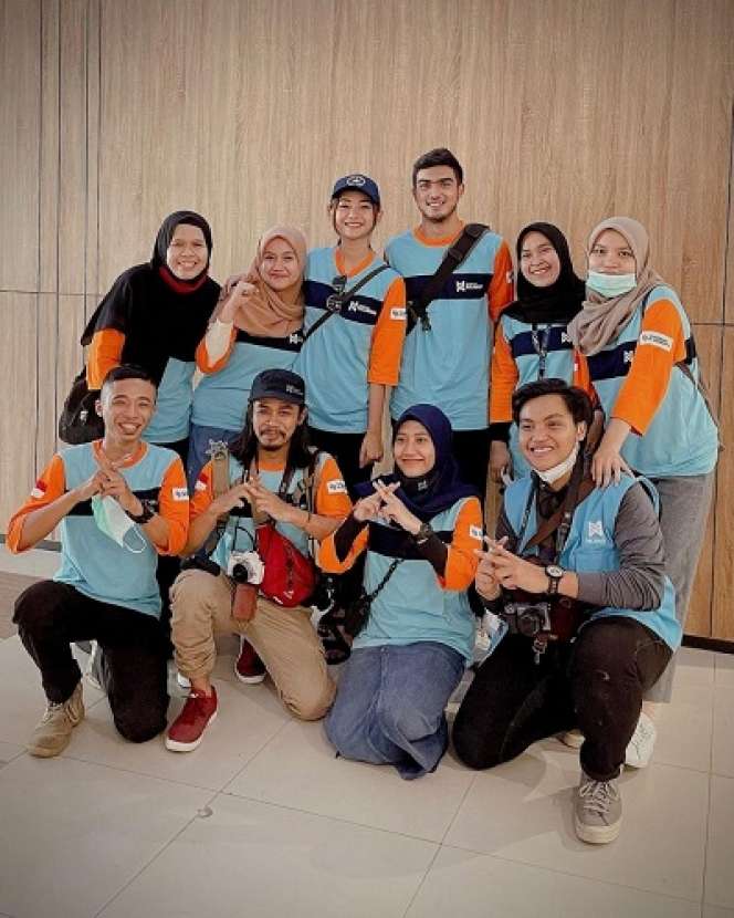 10 Momen Seru Glenca Chysara Ajak Anak Yatim Belanja di Mall