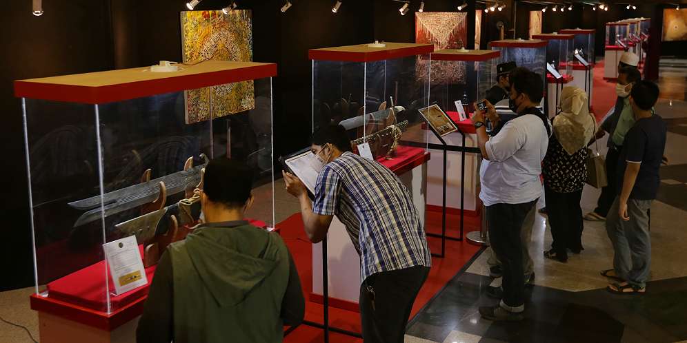 30 Artefak Muhammad SAW Dipamerkan di Jakarta Islamic Center
