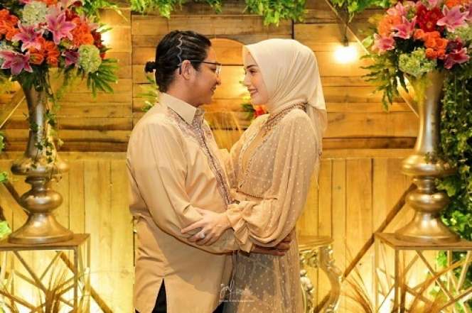 8 Potret Pasha Ungu dengan Rambut Gondrong, Bak Anak Band Muda